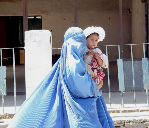 women_before_reza_shah01